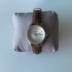Women’s Fossil Flight wrist watch